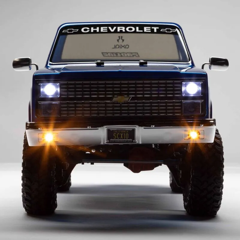 1/10 SCX10 III Base Camp 1982 Chevy K10 4X4 RTR, Blue