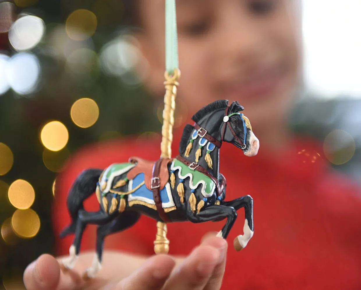 Carousel Ornament ~ Charger