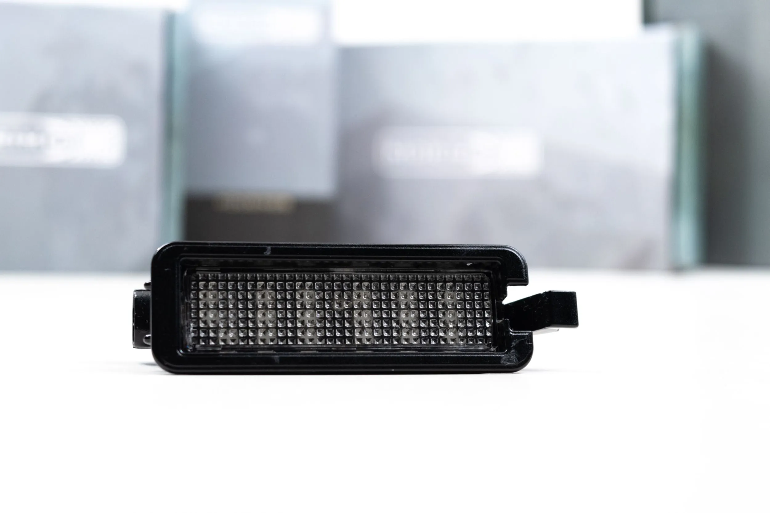 DODGE (2015 ): XB LED LICENSE PLATE LIGHTS