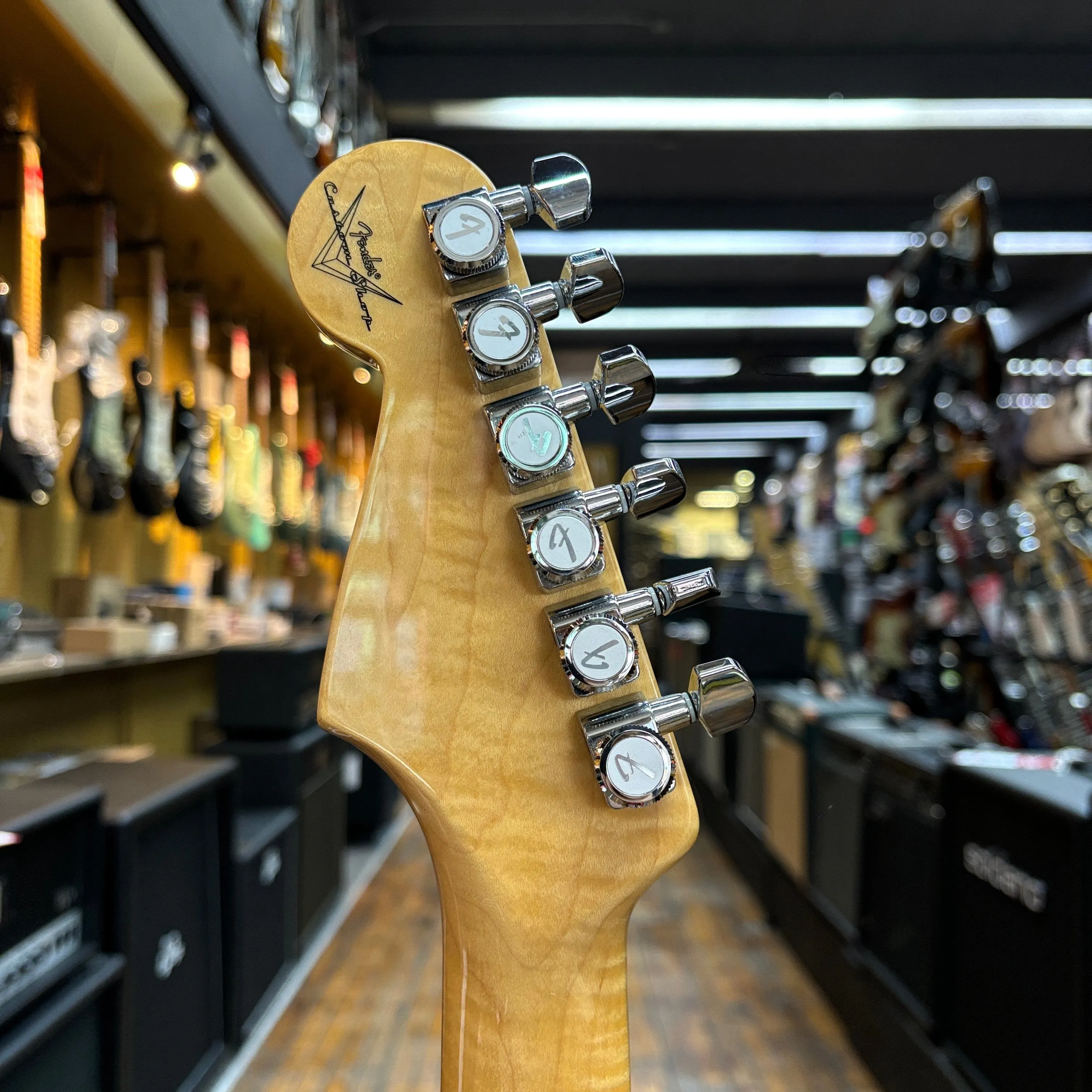 Fender Custom Shop American Custom Stratocaster 2022 Crimson Red Transparent w/Hard Case, All Materials