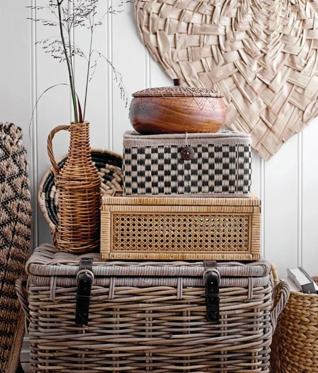 Large Woven Box With Glass Lid