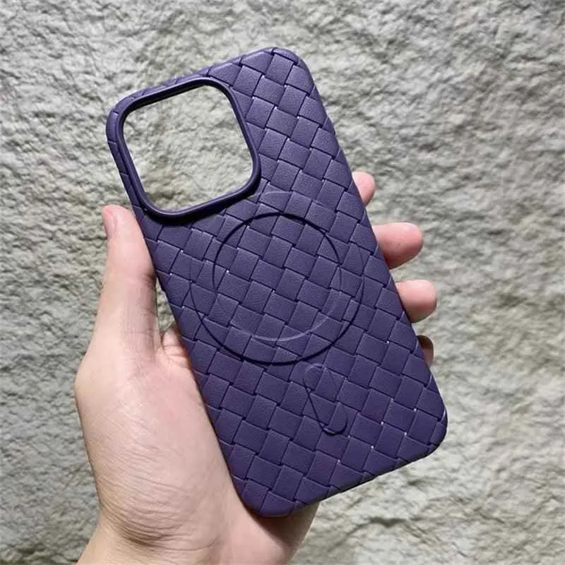 Luxury Weaving Grid Braided Mesh Leather Phone Case for iPhone 15 13, 14 Pro Max - Cute Design