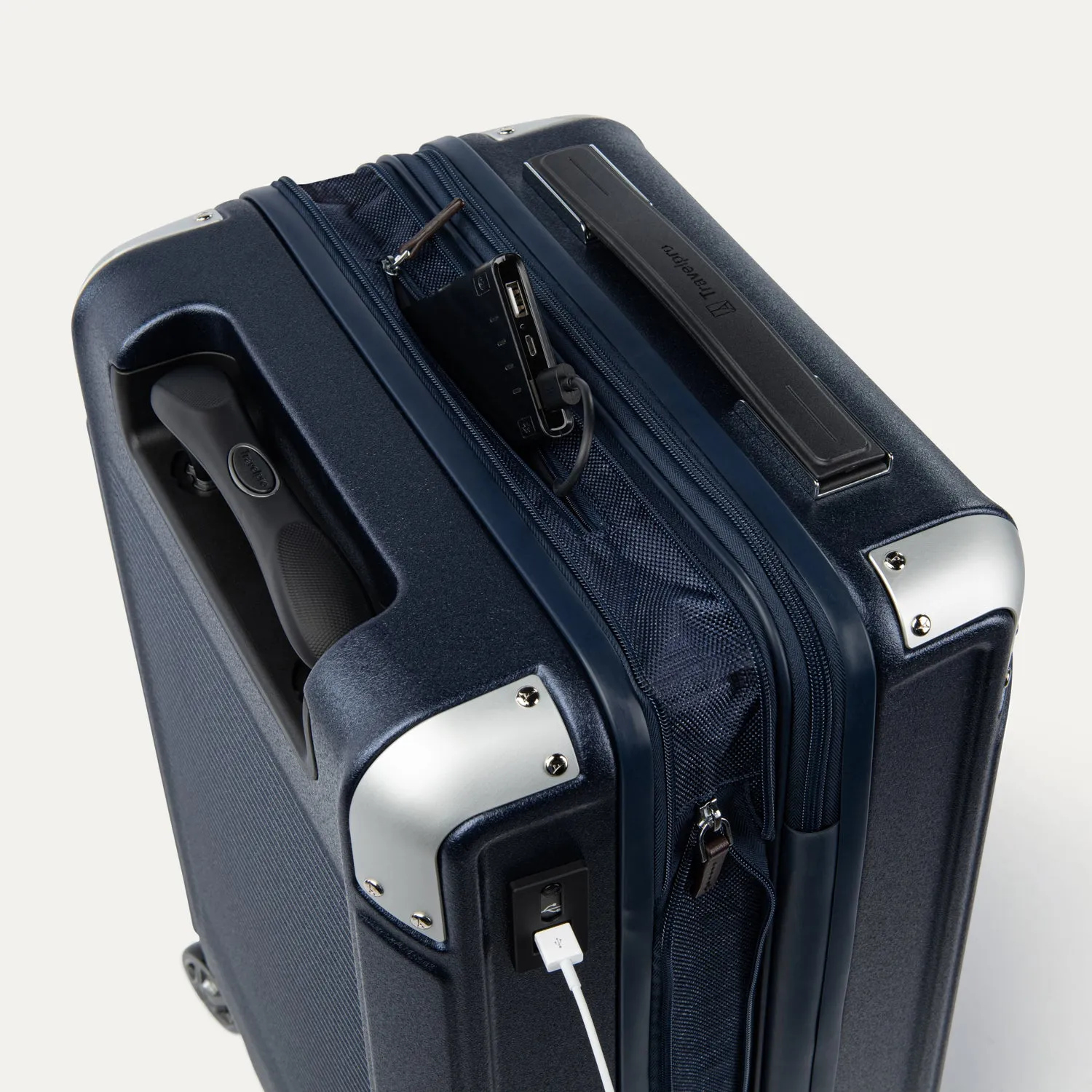 Platinum® Elite Carry-On Hardside Spinner