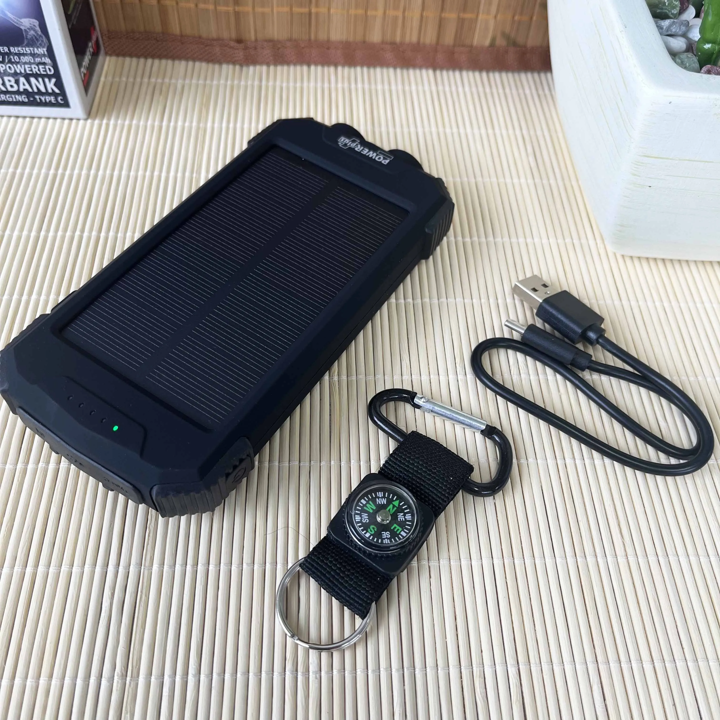 POWERplus Beluga 10000mAh Heavy Duty Solar Powerbank, Wireless & USB C Charging