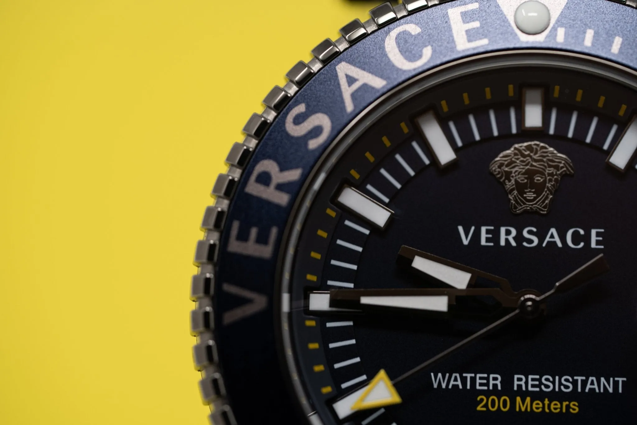 Versace Men's Watch V-Race Diver 46mm Blue VEAK00218