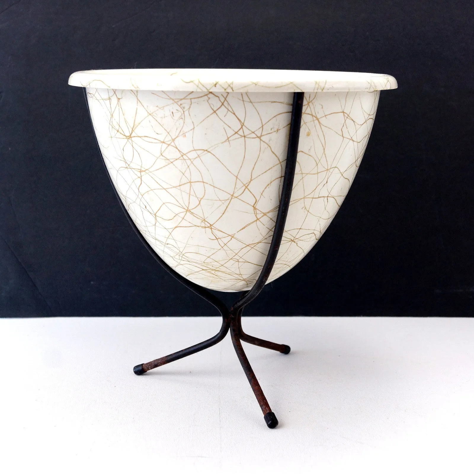 Vintage Mid Century Tripod Bullet Planter with Drizzle Pattern (c.1960s)